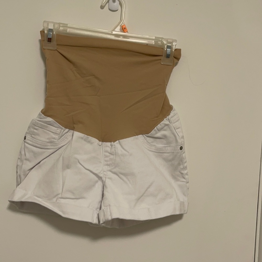 Maternity shorts